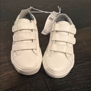 Gap factory white sneakers 11